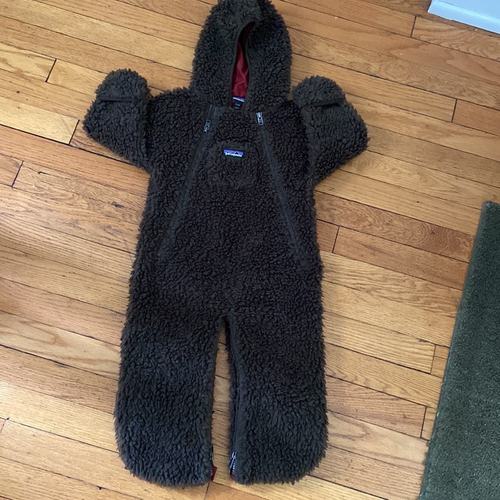 Patagonia High Pile Fleece Bunting (size 6-12Months) Brown